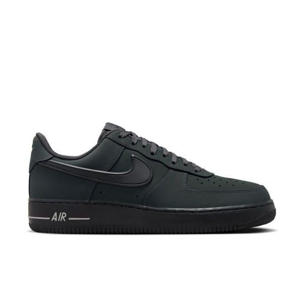NIKE AIR FORCE 1 '07