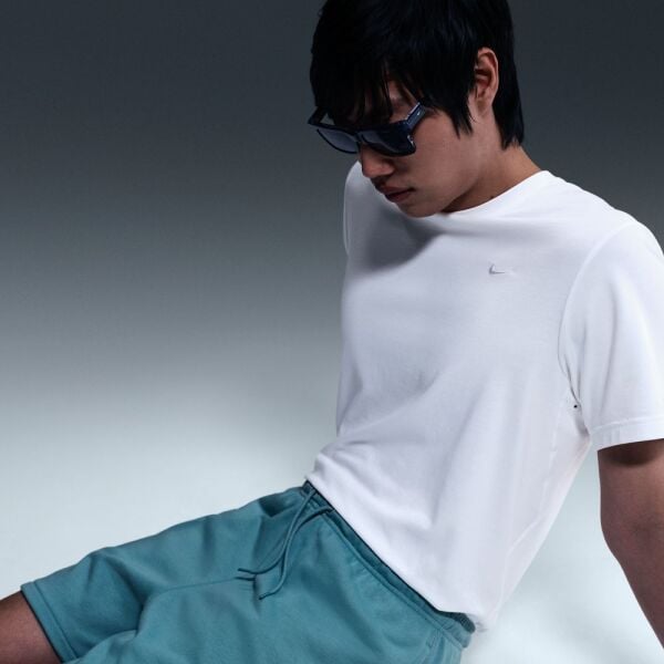 M NK CLUB FLOW FT SHORT