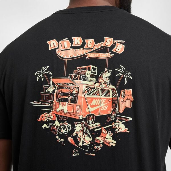 U NK SB TEE OC ROAD DOGS