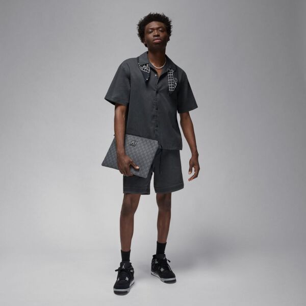 M J ESS STMT WSH TOP