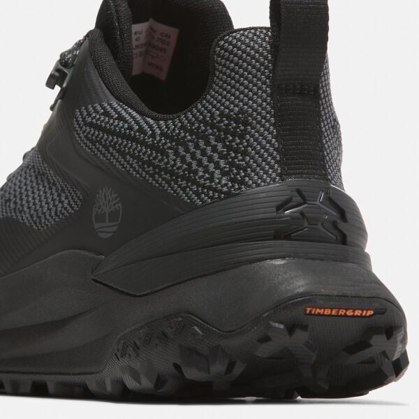 MOTION ACCESS LOW LACE UP SNEAKER