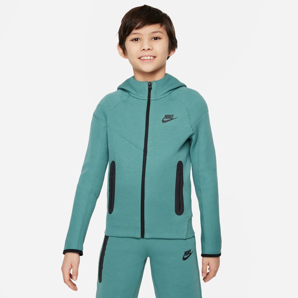 B NSW TECH FLC FZ