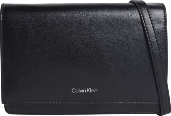 HARDWARE FLAP CROSSBODY