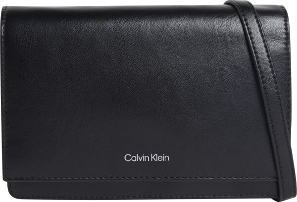 HARDWARE FLAP CROSSBODY