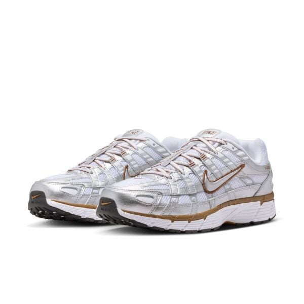 W NIKE P-6000