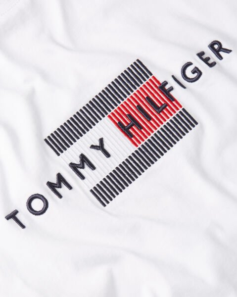 HILFIGER FLAG EMBRO TEE