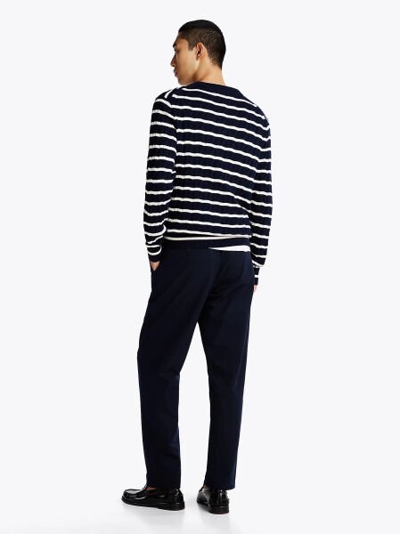 CLASSIC CABLE CREW NECK