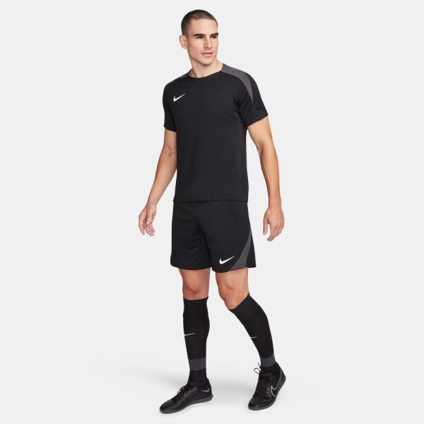 M NK DF STRK SHORT KZ