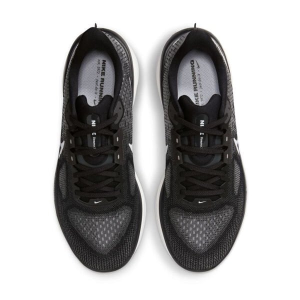 NIKE VOMERO 17