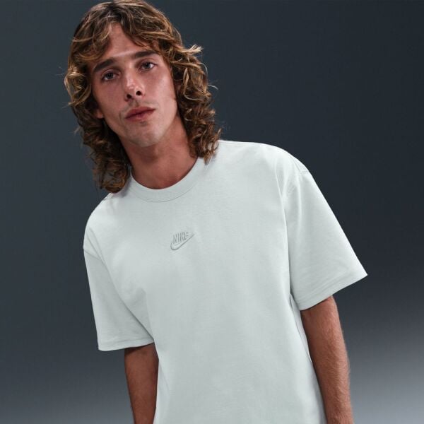 M NSW PREM ESSNTL SUST TEE