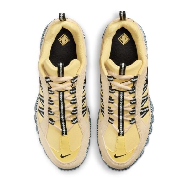 W NIKE AIR HUMARA