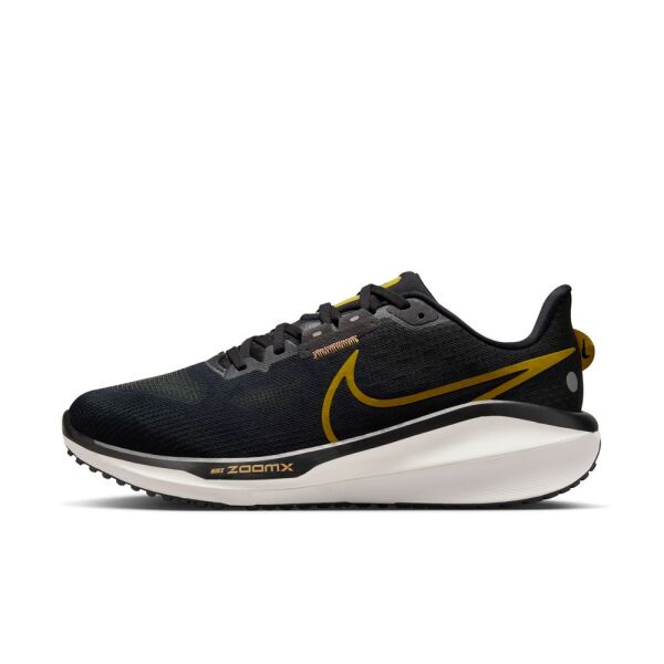NIKE VOMERO 17