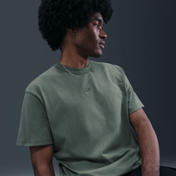 M NSW PREM ESSNTL SUST TEE