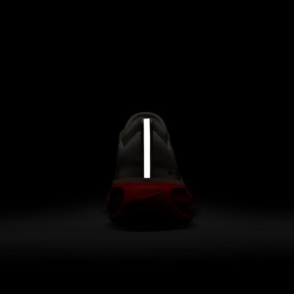 NIKE ZOOMX INVINCIBLE RUN FK 3