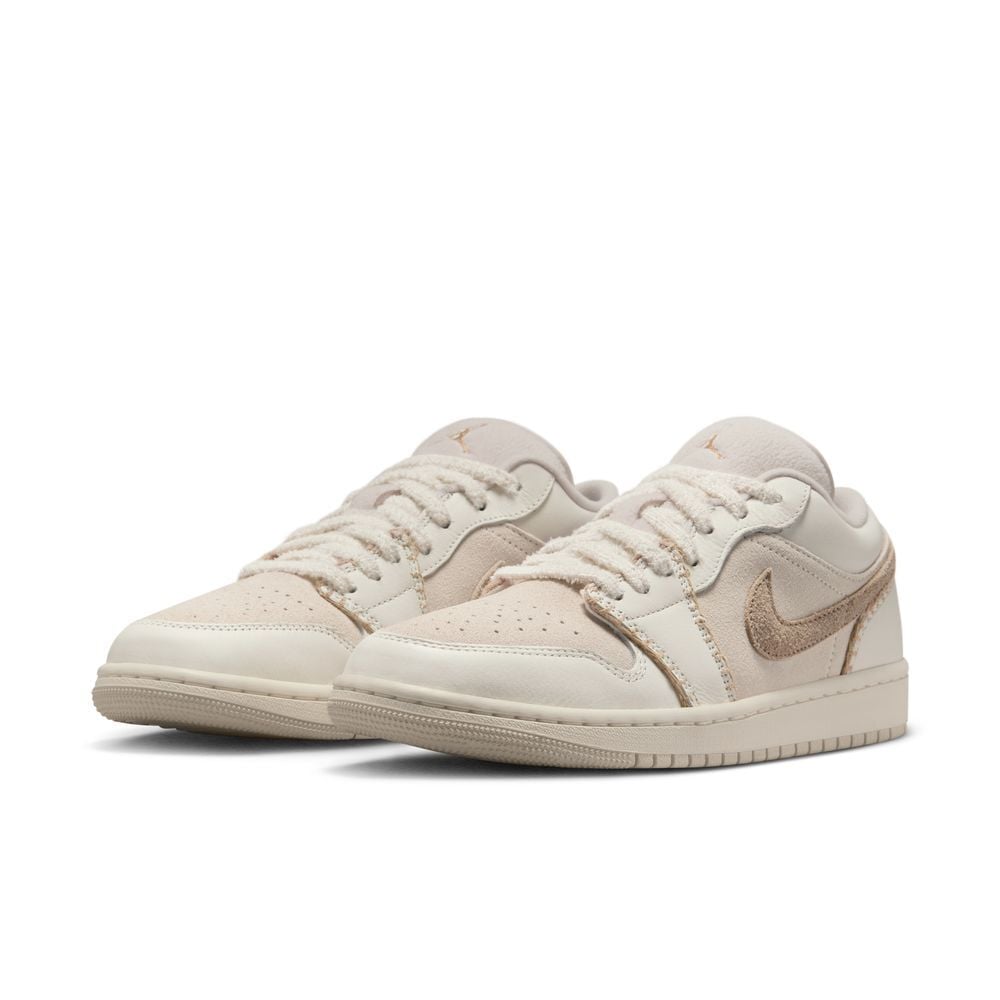 WMNS AIR JORDAN 1 LOW SE