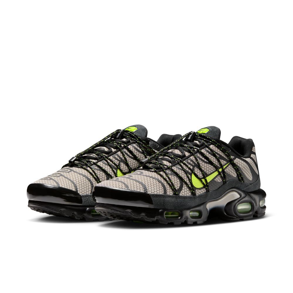 NIKE AIR MAX PLUS UTILITY