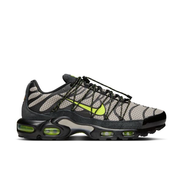 NIKE AIR MAX PLUS UTILITY