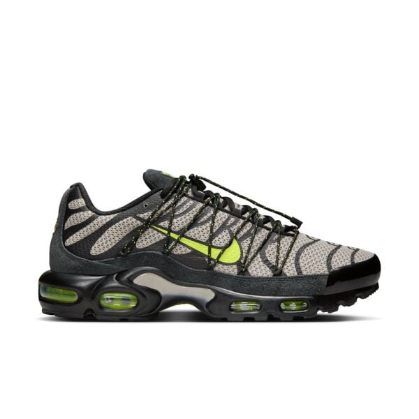 NIKE AIR MAX PLUS UTILITY