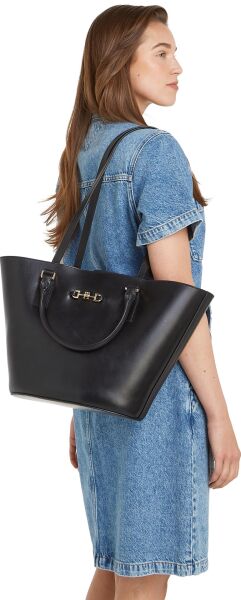 HERITAGE LEATHER TOTE