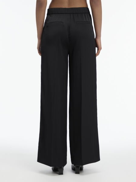 TECH SATIN STRAIGHT LEG PANT