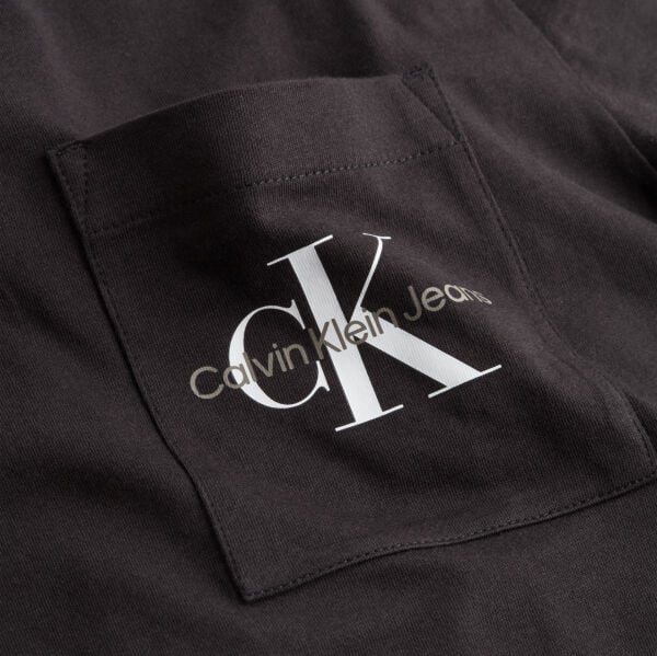 CORE MONOGRAM POCKET SLIM TEE