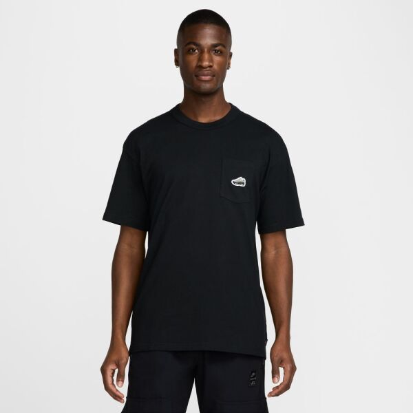 U NSW TEE M90 SNKR PATCH PKT