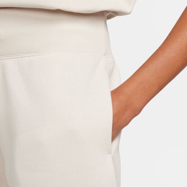 W NSW PHNX FLC OS LOGO SWTPNT