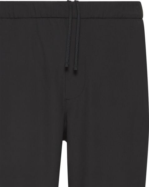 TECH SLIM PULL-ON PANT