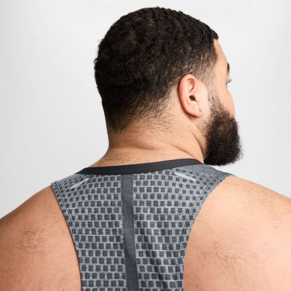 M NK DFADV TECHKNIT ULTRA TANK