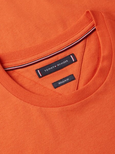 ESS SEASONAL REG FIT SOLID TEE