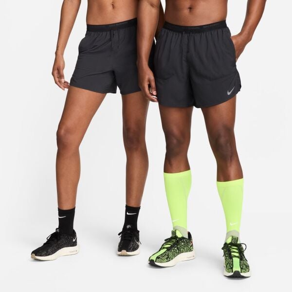 M NK DF STRIDE SHRT 5IN BF