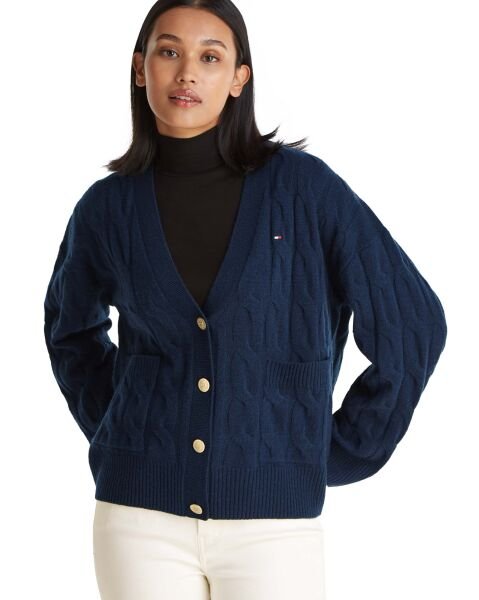 SOFT WOOL CABLE CARDIGAN