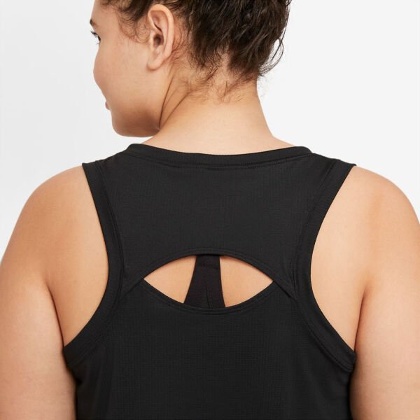W NKCT DF VCTRY TANK