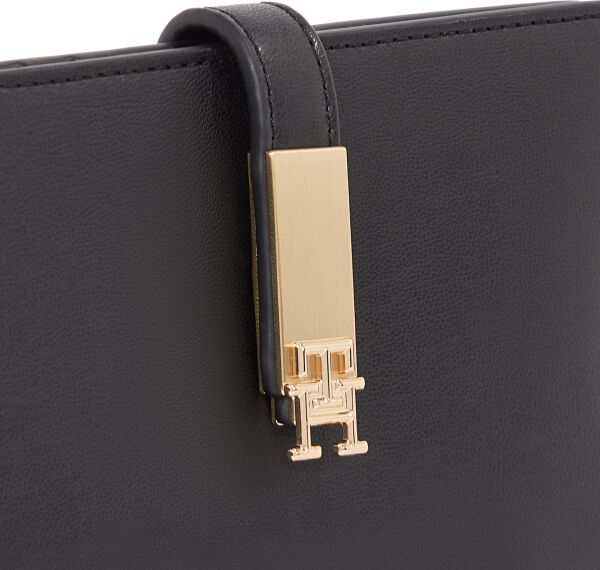 TH HERITAGE MED WALLET