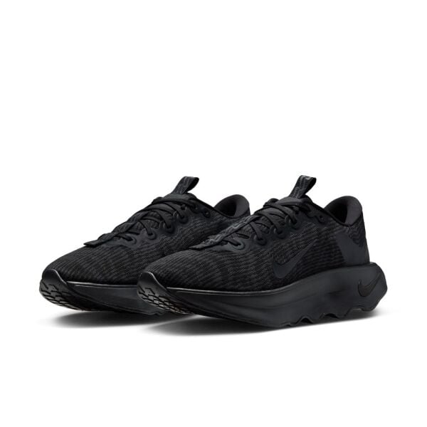 NIKE MOTIVA