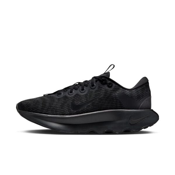 NIKE MOTIVA