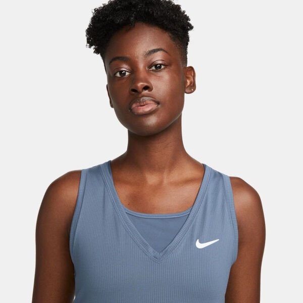 W NKCT DF VCTRY TANK