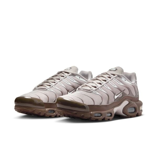 W AIR MAX PLUS