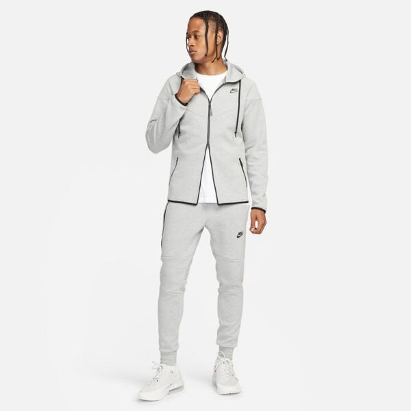 M NK TCH FLC JGGR OG 10YR