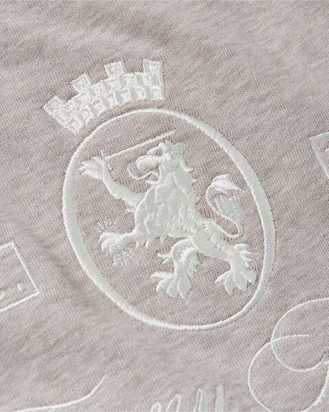 VARSITY CREST RLX SS TEE