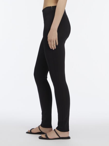 TECHNICAL KNIT LEGGING