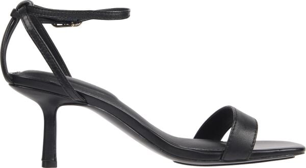 LEATHER KNOTS KITTEN SANDAL