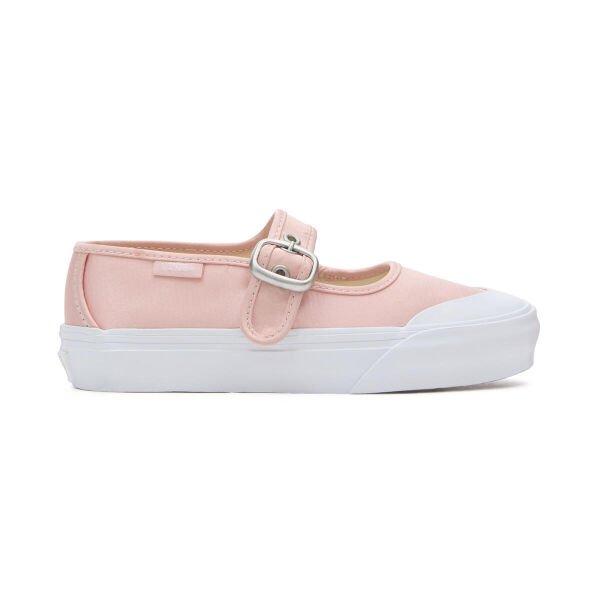 Mary Jane Pembe - 34