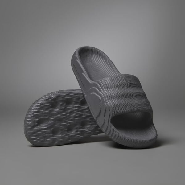 ADILETTE 22