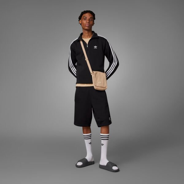 ADILETTE 22