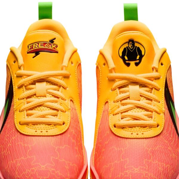 GIANNIS FREAK 6 (GS)