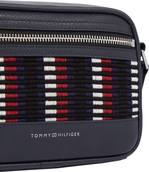 TH CORP LEATHER CAMERA BAG