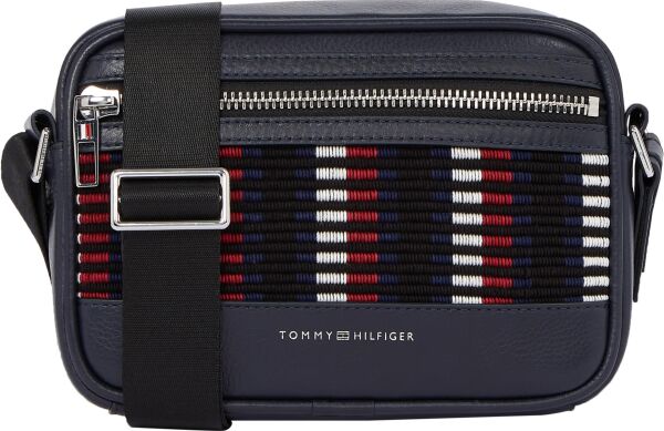TH CORP LEATHER CAMERA BAG