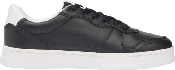 THE GREENWICH LEATHER