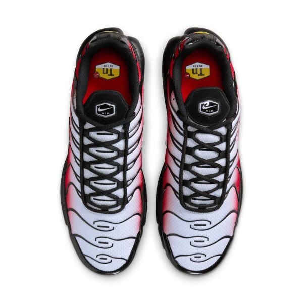 NIKE AIR MAX PLUS